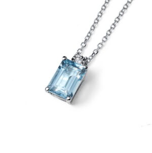 P44 18kt Aquamarine & DIA