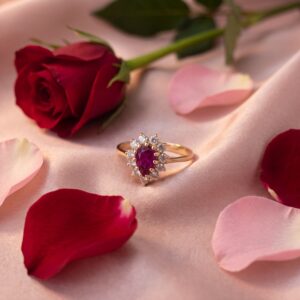 Pear, ruby and diamonds 0.75 CT - 14kt zlato